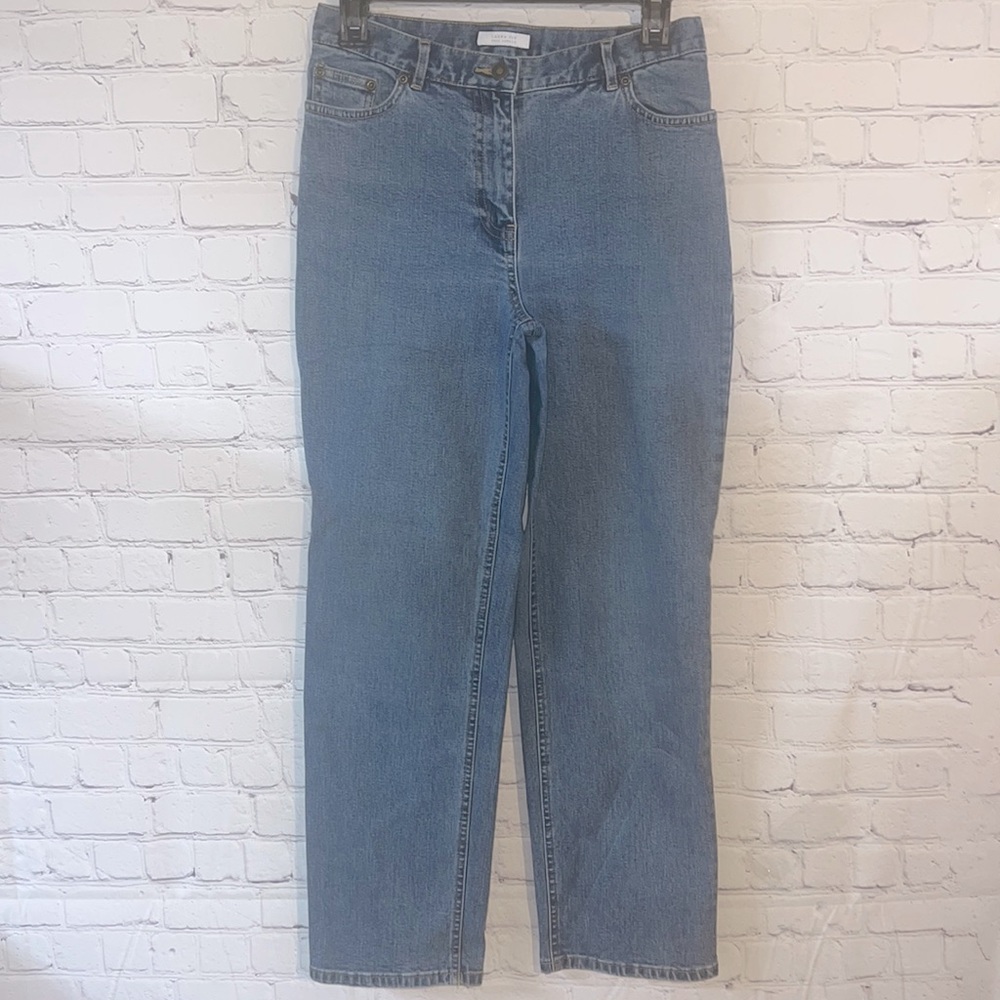 Size 2 Petite Charter Club Laura Fit Full Length jeans. Excellent condition